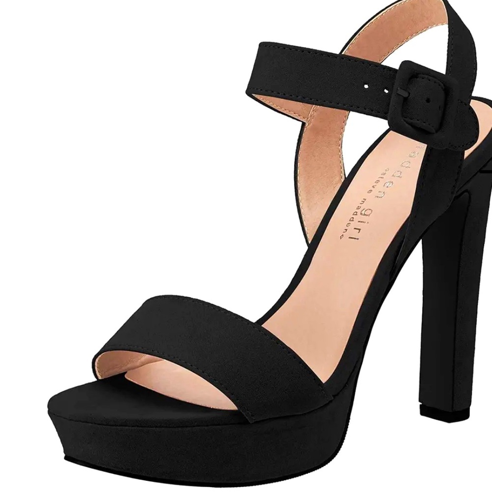 Madden girl black pump size 8.5